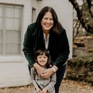 Meet your Posher, Rebecca